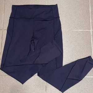 Black LULULEMON Leggings